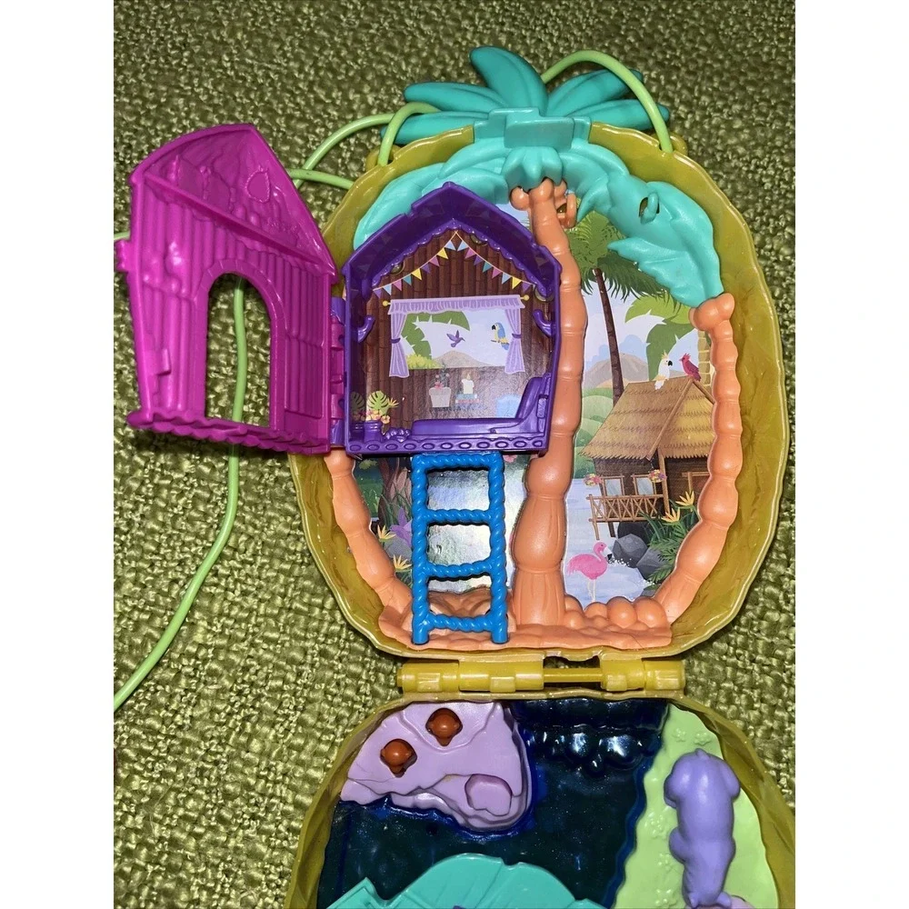 Polly Pocket Tropicool Pineapple‎ Wearable Purse Compact Multi